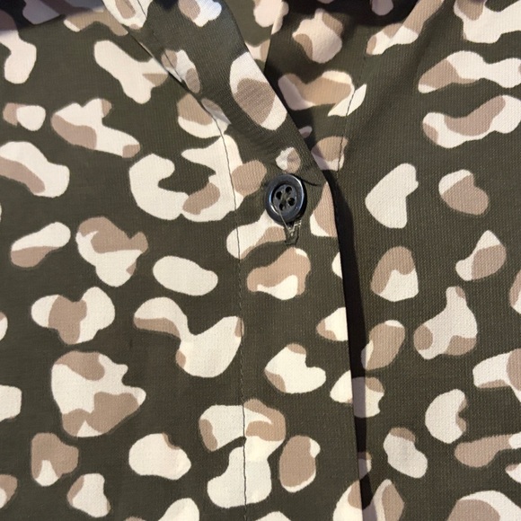 Animal Print Button-Up Shirt - Picture 3 of 11